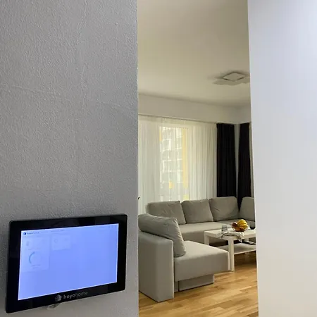 Royal Apartment-Familyhaven,Park,Modern And Luxury Σκόπια Εξωτερικό φωτογραφία