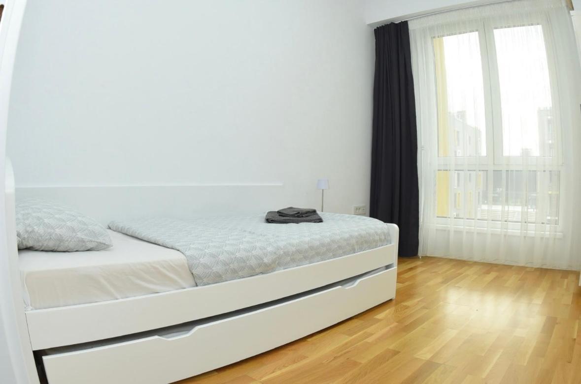 Royal Apartment-familyhaven,park,modern And Luxury Διαμέρισμα